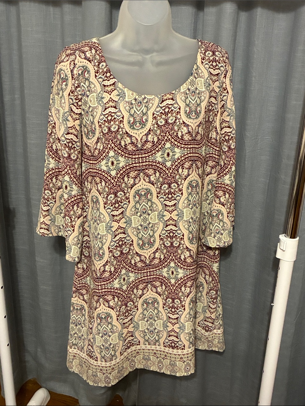 Women's Pink, Gray and Burgundy Printed Scoop Neck Dress
